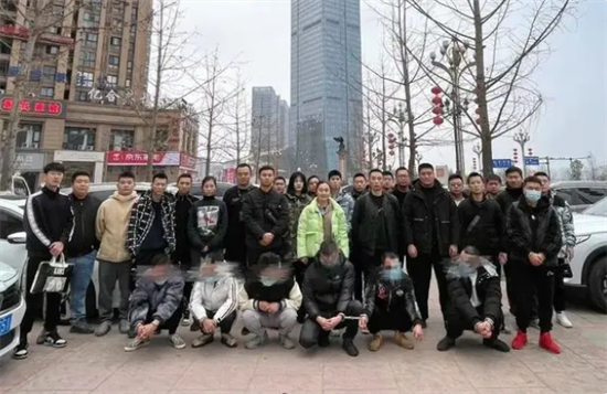 警方捣毁一跨省POS机免费置换诈骗团伙 (3).png